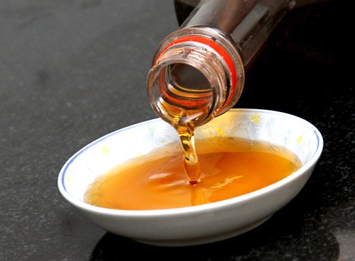Mẹo hay phân biệt nước mắm THẬT - GIẢ - Ảnh 3