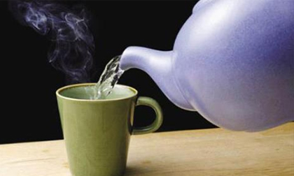 Uống nước nóng trên 70 độ có thể gây ung thư thực quản