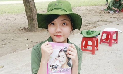 Bạn bè tiếc thương 3 nữ sinh Ngoại thương