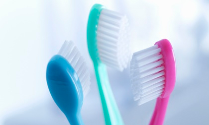 Thói quen giết cơ thể khi dùng bàn chải đánh răng sai cách