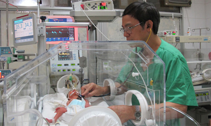 Thông tin mới nhất về sức khỏe con trai thiếu úy Huyền Trâm