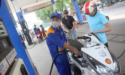 Hôm nay, giá xăng sẽ giảm mạnh như thế nào?