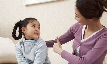 Cách dạy con bướng bỉnh “một phát nghe ngay” không cần quát mắng