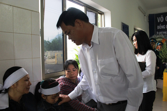 Thăng hàm thiếu úy cho phi công rơi máy bay L-39 - 3