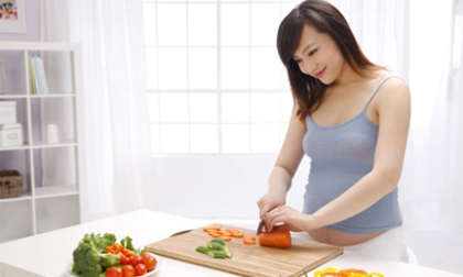 Thực phẩm bà bầu càng ăn càng hại em bé