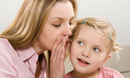 Những câu nói tổn thương trẻ nghiêm trọng cha mẹ đừng bao giờ nói