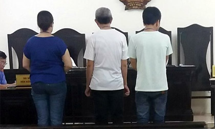 Người phụ nữ mang bầu bị 'bắt cóc', giam lỏng gần 2 tháng