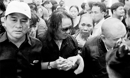 Chuyện chưa kể ở đám tang Minh Thuận
