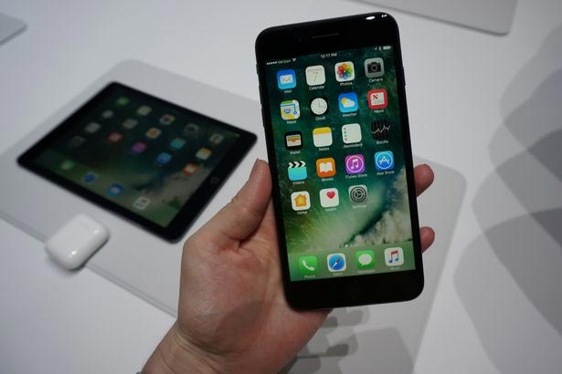 Apple, iPhone 7, iPhone 6S, Samsung, Galaxy S7