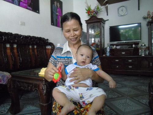 cam dong nhung ba me da qua doi nhung van co sinh con - 1