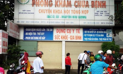 Thiếu nữ tố bác sĩ phụ khoa hiếp dâm trong lúc khám: Đưa tiền đến thương lượng