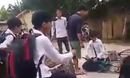 Nam sinh lớp 8 tự tử sau khi bị đánh, làm nhục trước bạn bè
