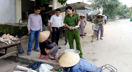 Nghi bị “thôi miên”, cụ bà mất gần 40 triệu đồng