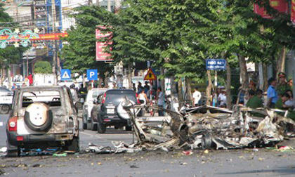 Vụ nổ taxi ở Quảng Ninh: 'Bố cháu đi sửa ti vi chưa về'