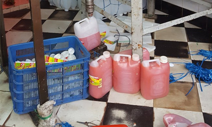 Kinh hoàng công nghệ sản xuất tương ớt 'ba không', nguyên liệu TQ