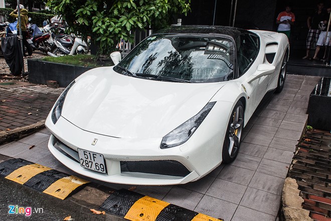 Sieu xe cua Cuong Do La tu hop bo doi Lamborghini Aventador hinh anh 3