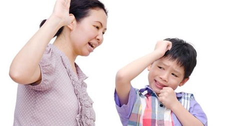 Sai lầm cha mẹ tự hại con mình từ cách dạy ngay lúc nhỏ