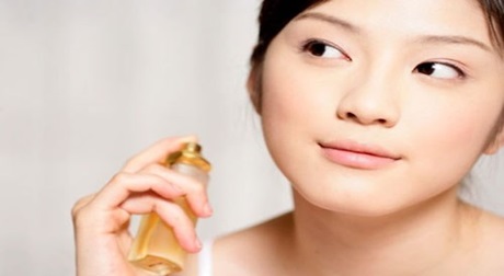 7 kinh nghiệm giữ hương nước hoa thơm lâu ngất ngây suốt ngày dài