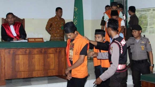 Indonesia cho phep thien ke hiep dam tre em hinh anh 1