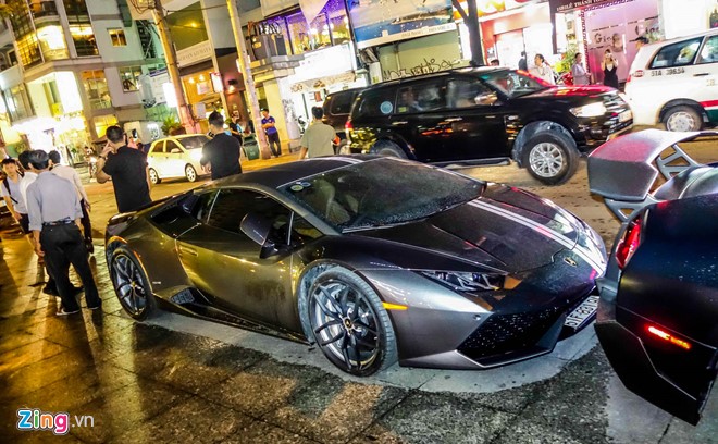 Dai tiec Lamborghini cua Minh Nhua o Sai Gon hinh anh 11