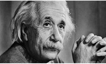 Bức thư Einstein gửi con gái: 'Tình yêu là thứ năng lượng vĩ đại nhất thế gian này'