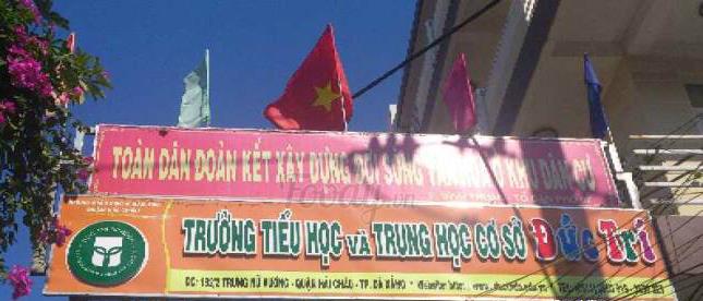 Su that vu phu huynh tat giao vien dui dui vi con rach ma