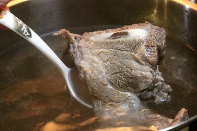 Nhung sai lam cac me thuong mac phai khi nau chao anh huong rat xau den suc khoe cua tre