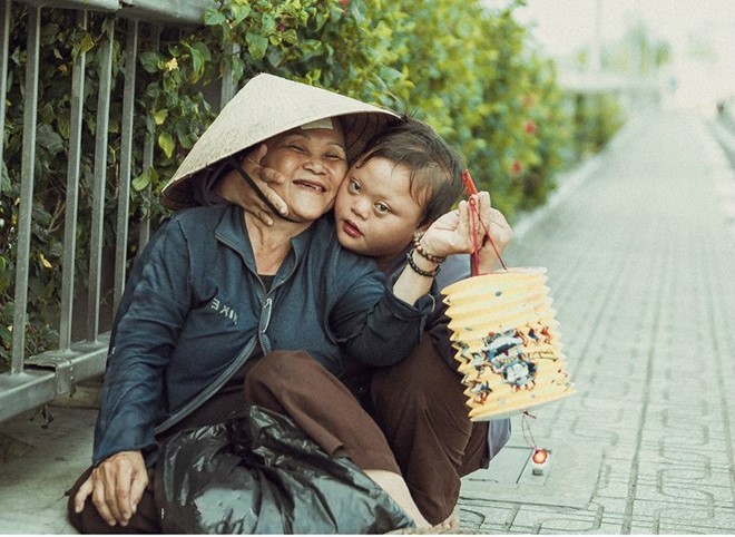 Nhung khoanh khac xuc dong ve nguoi me Viet Nam hinh anh 1