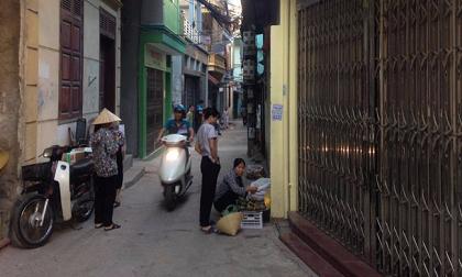 Hà Nội: Nổ súng kinh hoàng trong đêm, một thanh niên tử vong