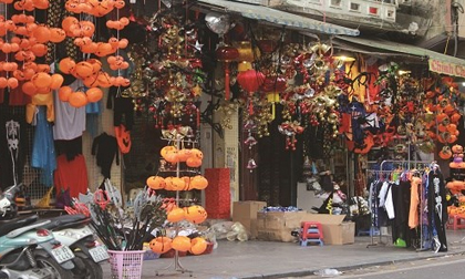 'Tử thần giấu mặt' trong đồ hóa trang Halloween xuất xứ Trung Quốc