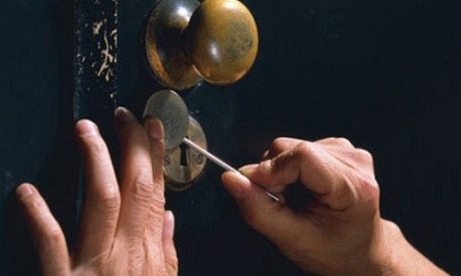 Nữ quái có 4 tiền án trộm cắp vẫn ngựa quen đường cũ