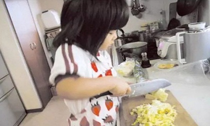 Phát ngán với kiểu dạy con của bố mẹ Việt