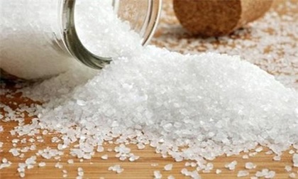 Chỉ với một nhúm muối bạn đã có rất nhiều cách làm đẹp hay