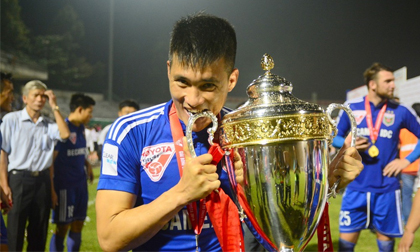 Công Vinh để ngỏ việc giải nghệ sau AFF Cup