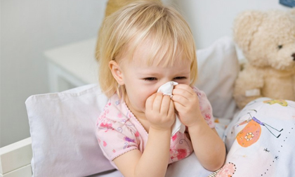 6 lưu ý không thể bỏ qua khi chăm con khỏe lúc thời tiết giao mùa