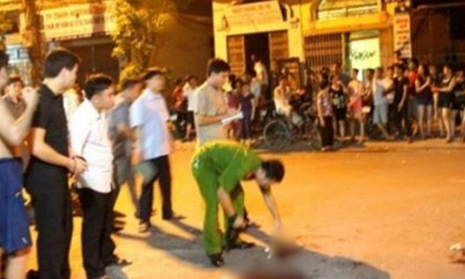 Thanh niên 19 tuổi đâm chết bố bạn gái ngay tại nhà