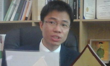 'Thầy giáo Bọ cạp' giẫm chân lên bàn, văng tục: Học viên khẳng định thầy nói không đúng sự thật