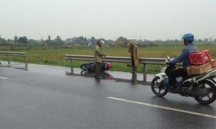 Vụ mẹ chở con trên xe SH bị tử vong: Không phải bị chém, có thể là do tai nạn?