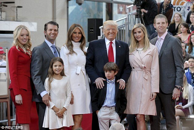 Donald Trump, Tiffany Trump, con gái tổng thống Mỹ, tổng thống mỹ 2016 Donald Trump