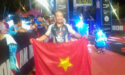 Ba người Việt Nam đầu tiên chinh phục cuộc thi khắc nhiệt nhất thế giới