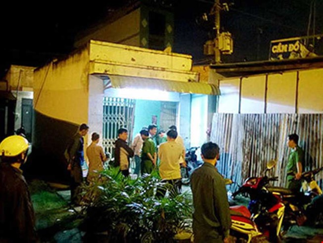 Mau thuoc la to ke giet chu quan ca phe hinh anh 1
