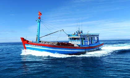 Phát hiện thi thể người đàn ông trôi trên biển