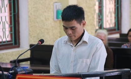 Kẻ “ngáo đá” cầm dao xông vào tiệm vàng, đâm chết người lãnh án