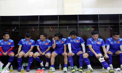 HLV Hữu Thắng loại Tuấn Anh và Quang Huy