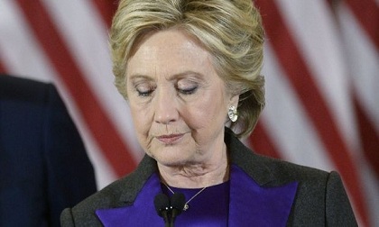 Bà Clinton nói gì trong lần xuất hiện đầu tiên sau cuộc bầu cử