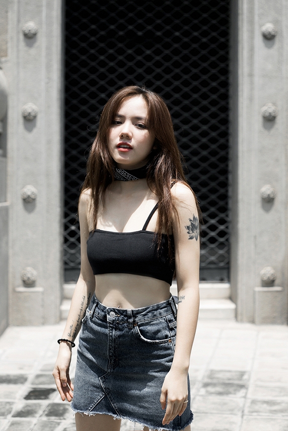 1y4a0329-copy-ngoisao.vn-w667-h1000 2