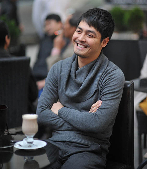 MC Phan Anh ủng hộ miền Trung 1