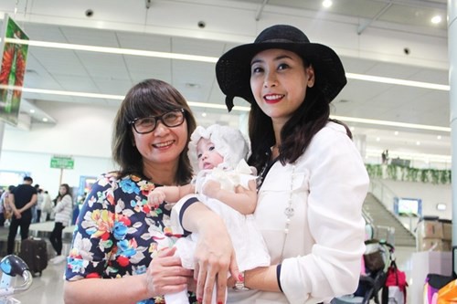 Rơi nước mắt trước những người mẹ nghèo khó, lam lũ mà vô cùng kiên cường của các Hoa hậu Việt 0