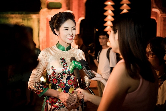 Hoa hậu Ngọc Hân nổi bật 8