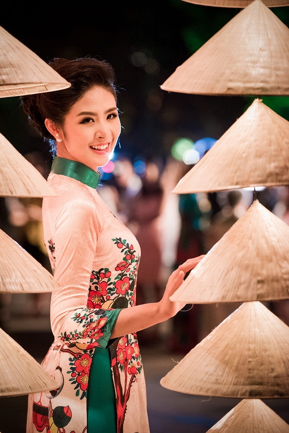 Hoa hậu Ngọc Hân nổi bật 5